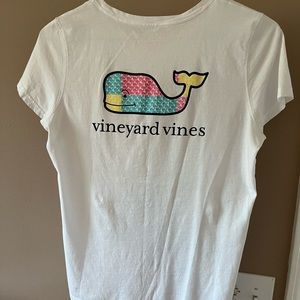 Vineyard Vines T